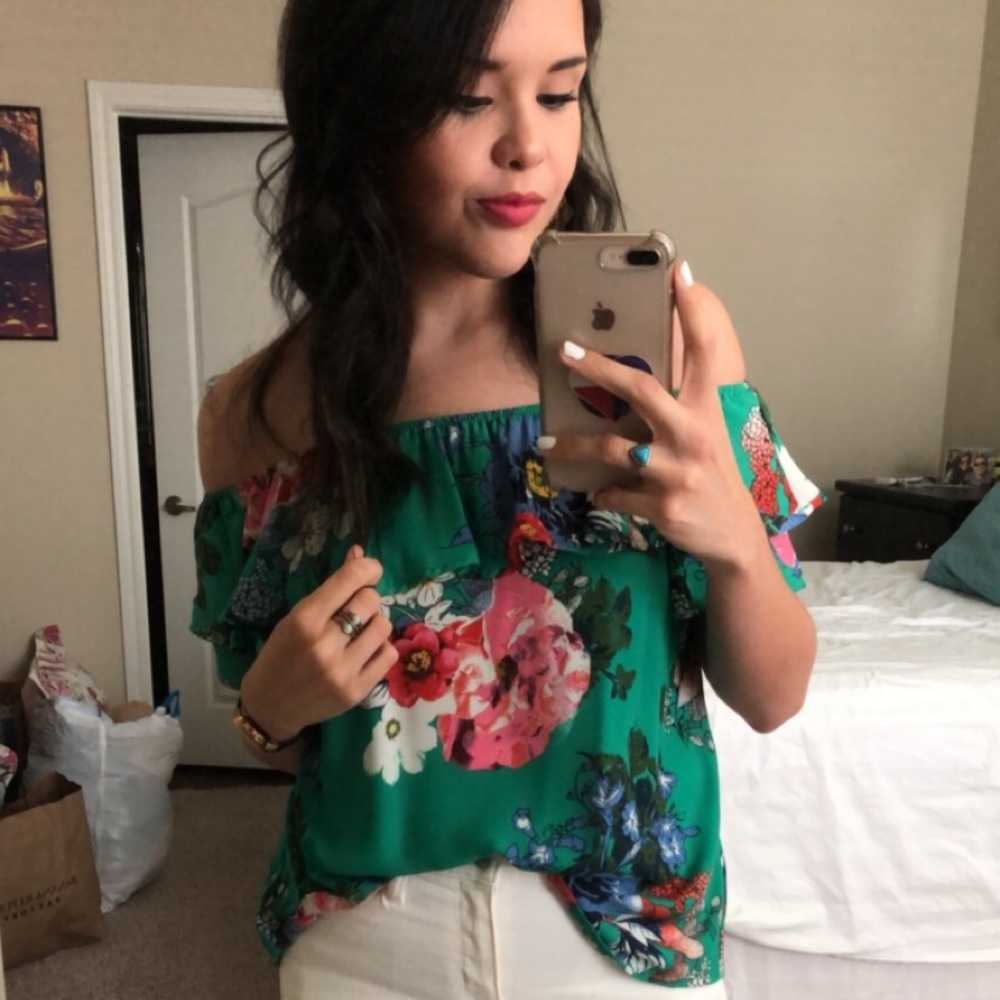 Meet your Posher, Melisa